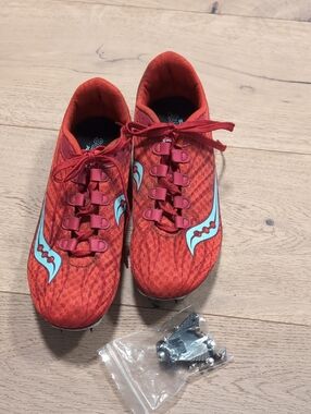 Saucony Women's Racing Spikes With Tool